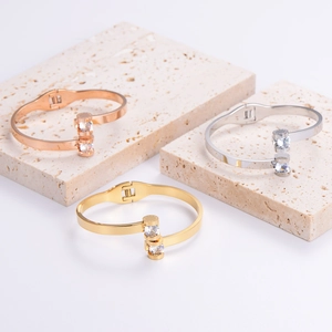 Women 304 Stainless Steel Cuff Bracelet With Round Zircon Inlay Roman Numerals Elegant Simple Open Bangle Jewelry