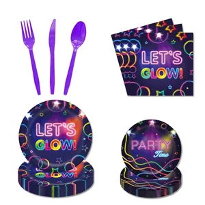 Stoviglie Per Feste Neon Luminose Include Piatti Di Carta Bicchieri Tovaglioli Tovaglia Banner Posate In Plastica Viola