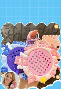 Détail de porte-clés tableau magnétique à billes d'acier ours ange en rose et bleu