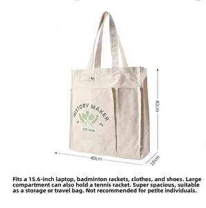 Detalle del bolso tote de lona con medidas 40x42x10cm y bolsillos para raquetas de bádminton