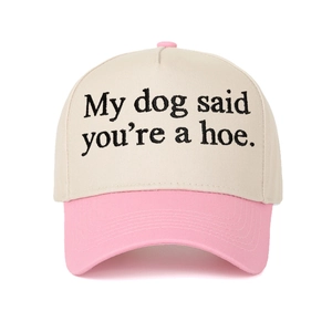 Casquette bicolore avec visière rose et broderie My Dog Said You're a Hoe