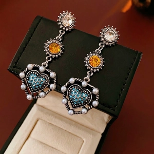 Vintage Baroque Heart Drop Earrings With Blue Yellow Rhinestone Faux Artificial Pearl Silver Earring Post For Women Elegant