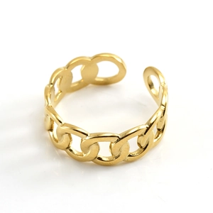 Detail of 18k gold plated stainless steel curb link chain ring with adjustable open band