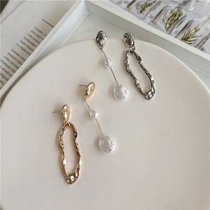 Elegant gold and silver S925 asymmetric baroque pearl drop earrings with irregular metal frames