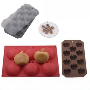 Food-grade silicone apple-shaped baking molds for chocolate and cakes in various sizes