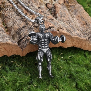 Pendentif haltérophile musclé en acier argenté vintage avec chaîne à maillons fins