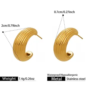 Détails de taille pour boucles d'oreilles créoles C en acier inoxydable doré 18k striées