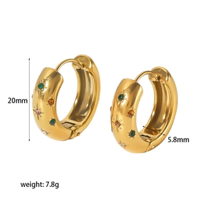 18K vergoldete Edelstahl-Ohrringe mit bunten Zirkonia-Sternen, Außendurchmesser von 20 mm