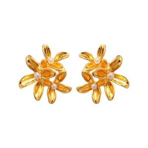 Elegant floral gold earrings with white pearls, minimalist vintage French style jewelry