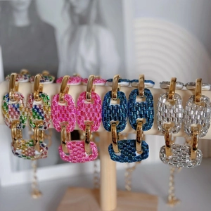 Retro rhinestone pig nose link necklaces in multiple colors for luxury party gifts