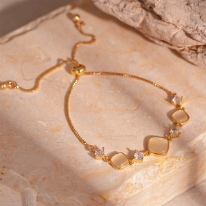 Bracelet ajustable doré vintage avec pierres œil-de-chat carrées et zircons blancs
