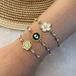 Gold Plated Stainless Steel Bracelet Women Evil Eye Flower Charm Glass Crystal Fashionable Jewelry Chic Accessory