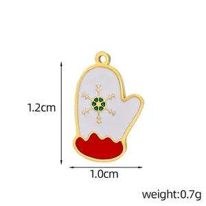 Detailed size specifications for Christmas glove enamel pendant with dimensions and weight