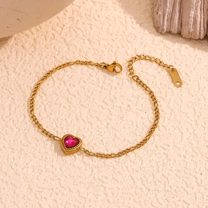18K gold plated Figaro chain bracelet featuring a magenta heart zircon pendant for women