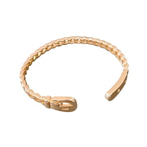 Minimalist 18K gold plated chain hollow open bangle with stylish buckle design