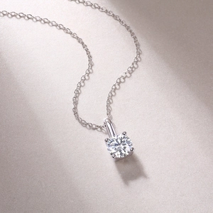 Minimalist S925 silver necklace with sparkling square moissanite pendant in four-prong setting