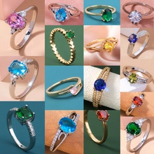 Collage aus Lebensbaum-Leuchtketten in verschiedenen Farben mit Gold- und Silberoberflächen