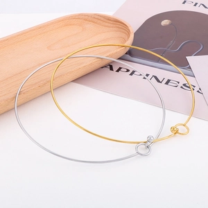 Girocollo minimalisti in acciaio inossidabile oro e argento con chiusura ad anello e sfera