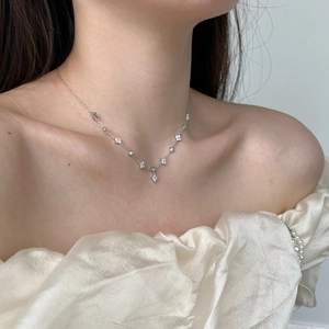 Elegant 925 sterling silver star necklace for women with sparkling white zircon pendants