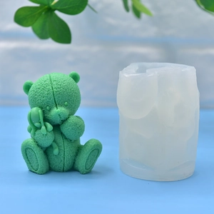 Moule en silicone 3D en forme d'ours tenant un lapin pour bougies et pâtisserie DIY