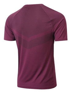 Men's athletic short sleeve t-shirt back detail with V-shaped dot gradient pattern
