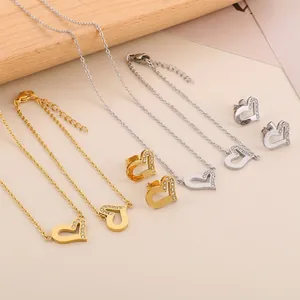 Collana Con Pendente A Cuore Orecchini E Bracciale In Acciaio Inossidabile Gioielli In Strass Cavi Per Donna Catena Per Clavicola Alla Moda