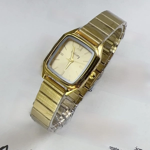 Simple Women Square Quartz Watch Retro Elegant Alloy Metal Chain Strap Ladies Wristwatch Roman Numerals Fashion Decorative Watch