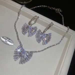 Collier Boucles D'oreilles Nœud Papillon Bijoux Avec Tige En Argent Sterling 925 Zircon Cuivre Brillant Femmes Élégant