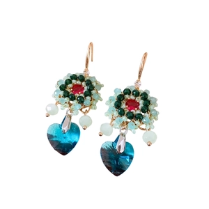Orecchini vintage boho con perline colorate e ciondoli a cuore in cristallo blu