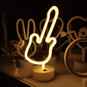 LED Neon Night Light PC Plastic Violin Shape Warm Light USB Battery Powered Desktop Room Christmas Decoration Novelty
