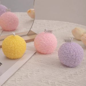 Floral rose hydrangea scented candles in pink purple and yellow colors for gifts