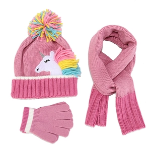 Rosa Winterstrick-Set für Mädchen mit Einhorn-Aufnäher, Bommelmütze, Schal und Handschuhen