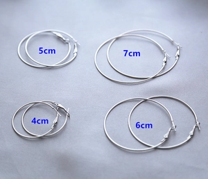 Detailed comparison of silver metal hoop earrings in 4cm 5cm 6cm and 7cm diameters