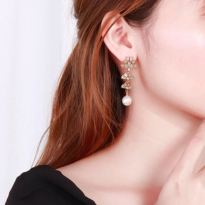 Fashionable gold layered geometric earrings with zircon and white pearl drop for women