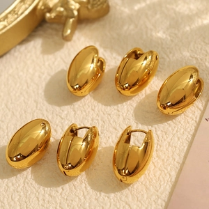 Edelstahl Gold Oval Bohnen Huggie Ohrringe Poliert Metallic Wassertropfen Creolen Für Damen Mode Schmuck