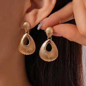 Hollow Out Water Drop Earrings With 925 Sterling Silver Earring Post Alloy Radial Texture Elegant Fashion For Women
