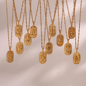 Colliers zodiaque rétro plaqués or avec pendentif ovale en relief et zircons
