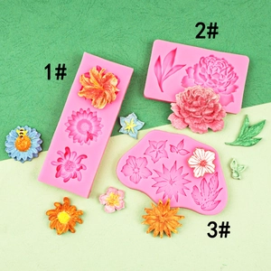 Moules en silicone rose pour fondant avec textures de lys et feuilles de tournesol