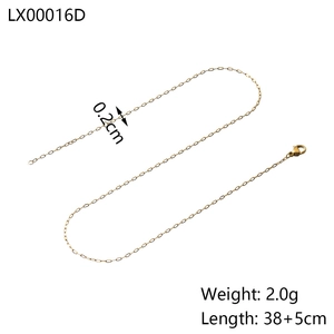 Detailed macro view of 0.2cm gold snake chain with size specifications and s-curve layout