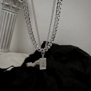 Double-layered silver titanium steel chain necklace with Venus 1998 portrait pendant