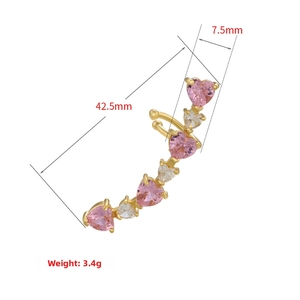 Detailed size chart of pink heart ear cuff with 42.5mm length and 3.4g weight