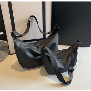 Detailed comparison of large and small black waterproof nylon dumpling crossbody bags