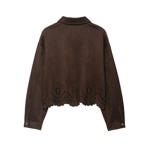 Veste courte en faux daim marron foncé avec ourlet fleuri découpé au laser au dos