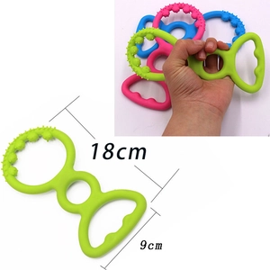 Vue détaillée du jouet à mâcher pour chien en silicone avec picots de massage