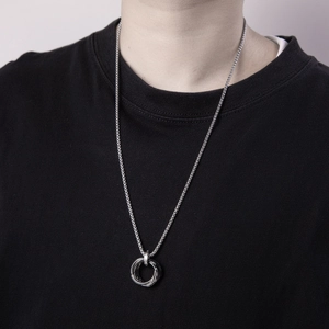 Men's titanium steel interlocking triple ring pendant necklace in silver box chain