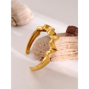 18k gold plated stainless steel chunky wave cuff bracelet with polished finish