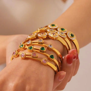 Women Bangle Bracelet Stainless Steel 18K Gold Plated Heart Colorful Zircon Inlaid Shell Fashion Jewelry Elegant