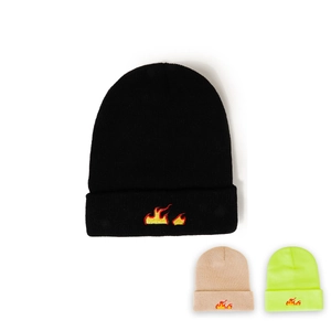 Knitted Beanie Hat Acrylic Warm Winter Cuffed Flame Embroidery Hip Hop Unisex Casual Streetwear Accessories