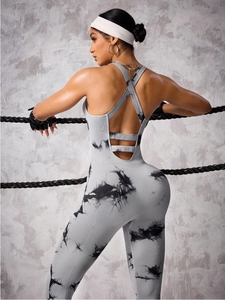 Rückenfreier Tie-Dye Yoga-Body für Damen mit überkreuzten Trägern für Fitnessübungen