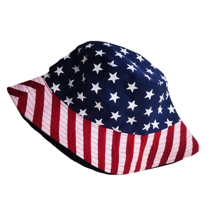 Reversible American flag bucket hat with stars and stripes for sun protection